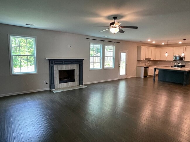 Building Photo - 222 Palisade Rdg