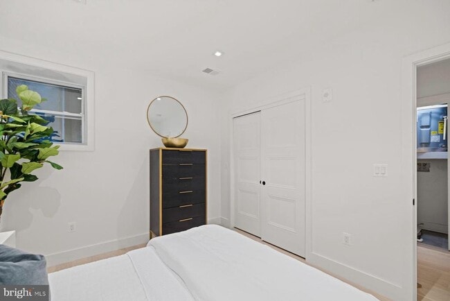 Building Photo - 1525 P St NW