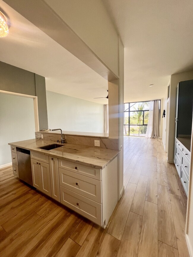 Building Photo - 1030 Aoloa Pl