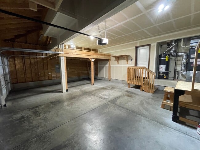 Primary Photo - Gorgeous, Pet Friendly Home Close to Every...