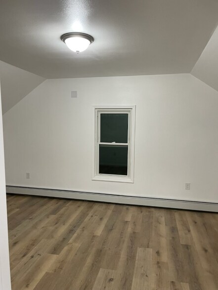 Building Photo - 12885 W Cold Spring Rd