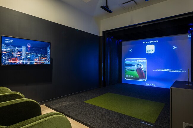 Building Photo - 1000 S Michigan Ave