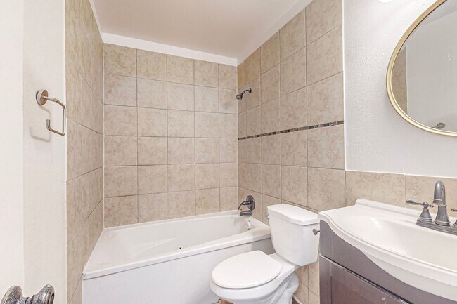 Building Photo - Adorable 1 Story Ready for Move In!  Birdville ISD!