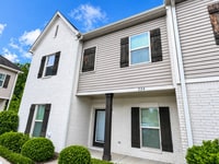 Building Photo - 4BR/4.5BA For Rent