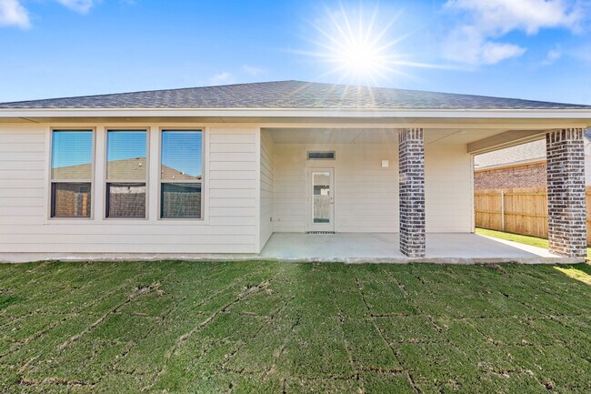 Building Photo - 7228 Caladium Dr