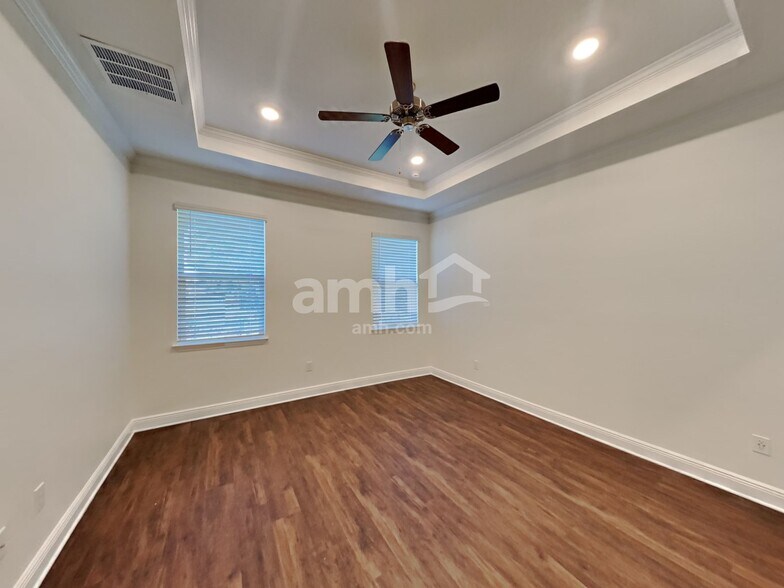 Building Photo - 6237 Emerald Hls Wy