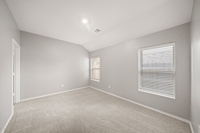 Building Photo - 7823 Winward Rdg Wy