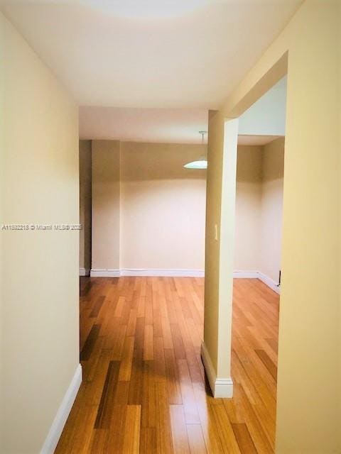 Building Photo - 2715 Tigertail Ave