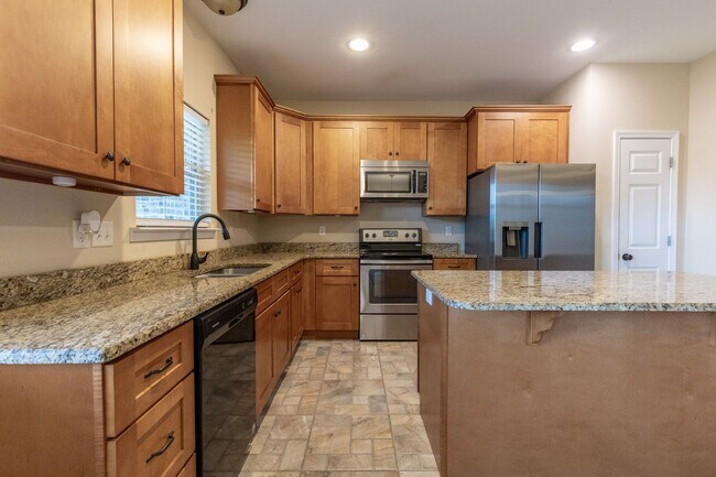 Building Photo - COMING SOON – Available July 1 | $2,150/Mo...