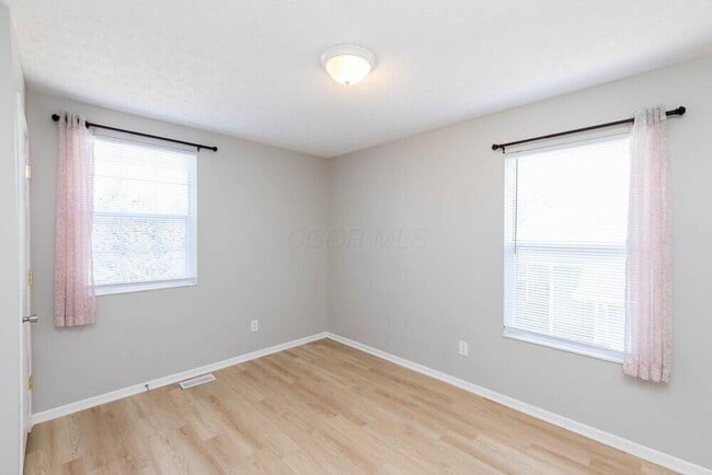 Building Photo - 2439 Sutter Pkwy