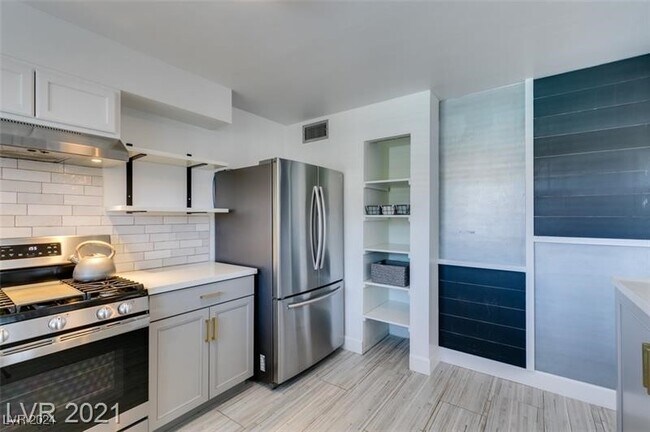 Building Photo - 1217 S 7th St