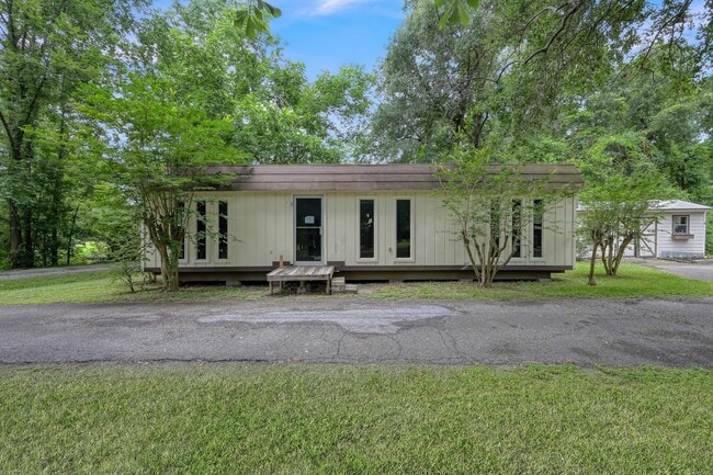 Building Photo - 1251 Pruitt Rd