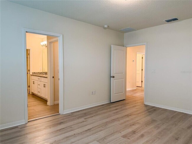 Building Photo - 16128 Mangrove Rd