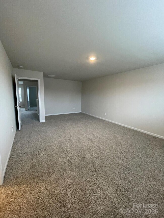 Building Photo - 110 Bird Dog Dr