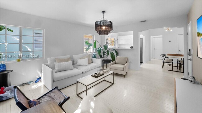 Building Photo - 645 Michigan Ave