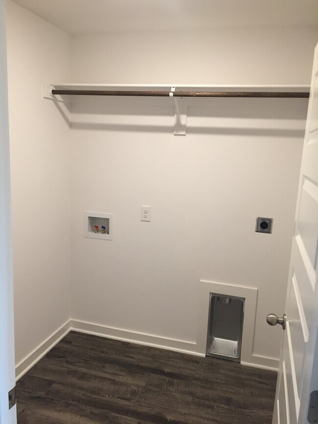 Laundry Room - 2706 N Teresa Dr