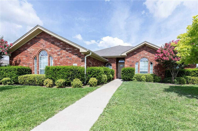 Primary Photo - 2605 Wisteria Ln