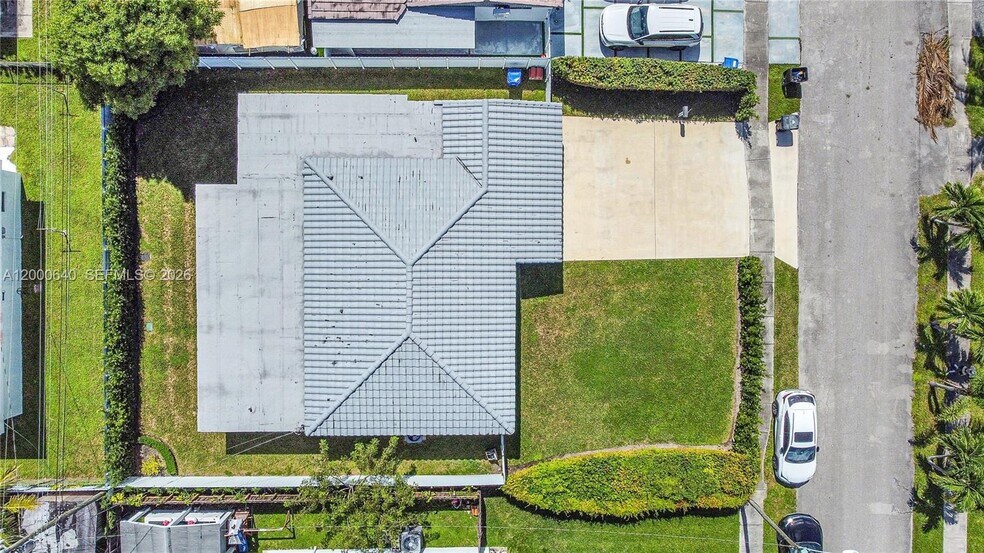 Building Photo - 18361 NE 20th Pl