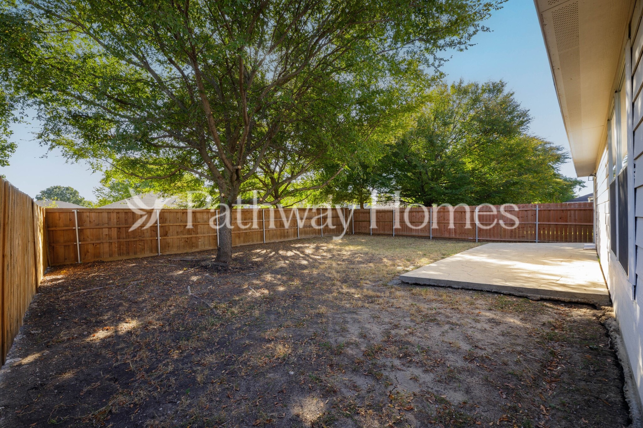 Building Photo - 2628 Terrace Dr