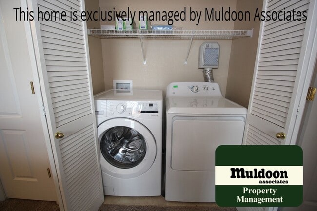 Building Photo - Beautiful 2-Story townhome in gated community