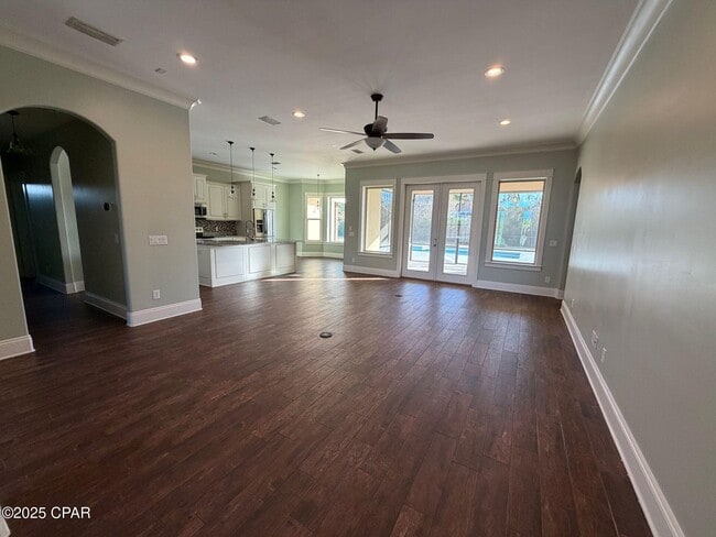 Building Photo - 4528 Tropical Dr