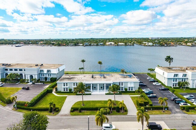 Building Photo - 2170 Ibis Isle Rd