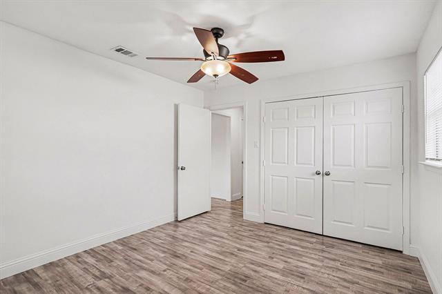 Building Photo - 2211 Barbell Ln