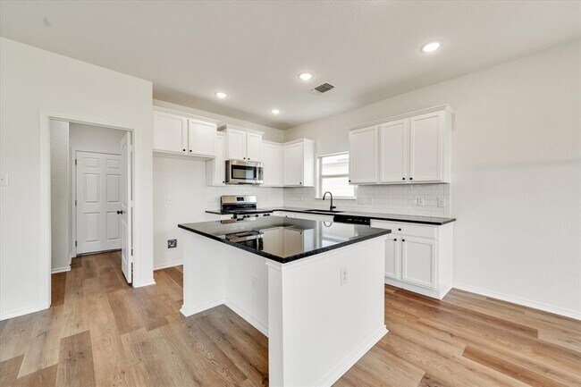 Building Photo - 1109 Ibis Falls Loop