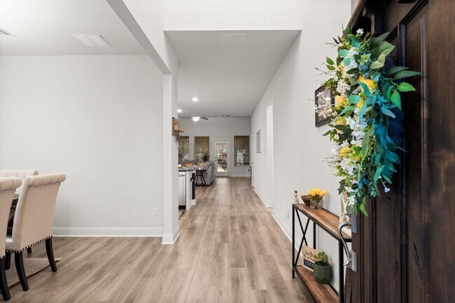 Building Photo - 23625 Alder Branch Ln