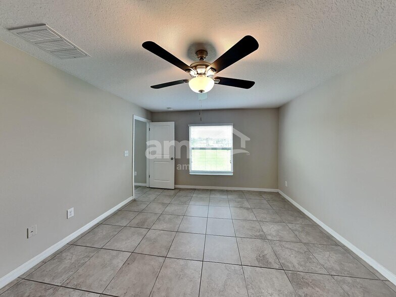 Building Photo - 1629 Climbing Dayflower Dr