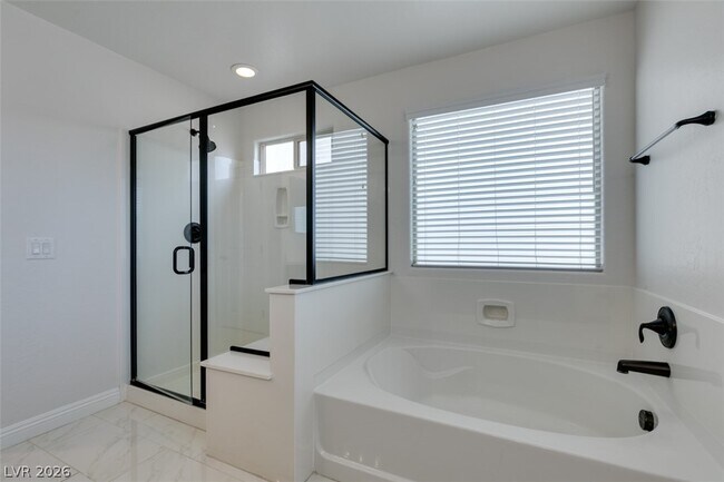 Building Photo - 6633 Autumn Breeze St