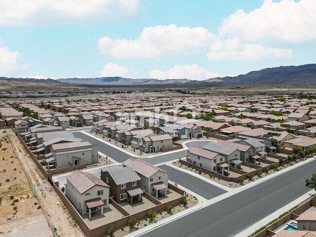Building Photo - 583 Lotus Land Ave