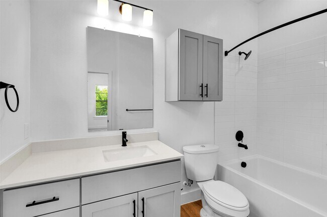 Building Photo - 1409 Forward Dr