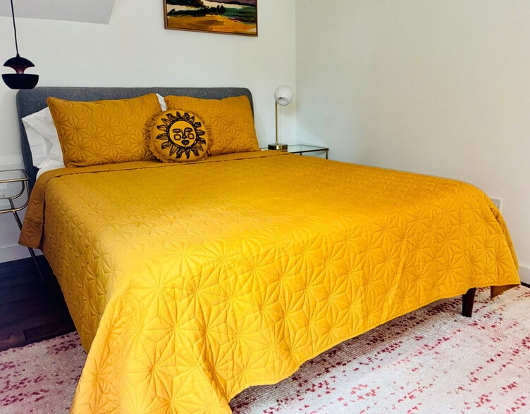 Building Photo - 69 Randolph St NE