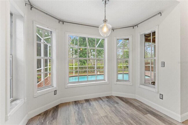 Building Photo - 9307 Poplar Creek Ct