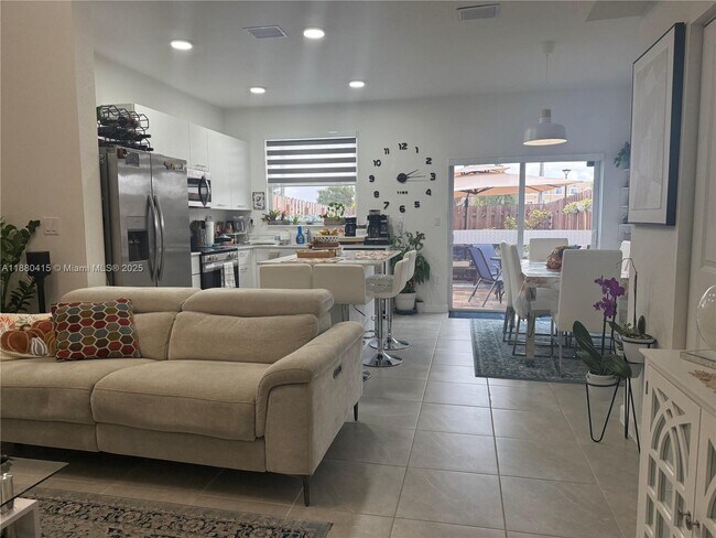 Building Photo - 12109 NW 24th Ct