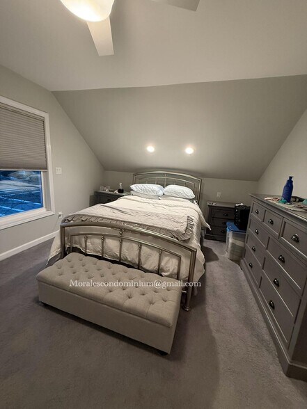 Master Bedroom - 65 2nd St