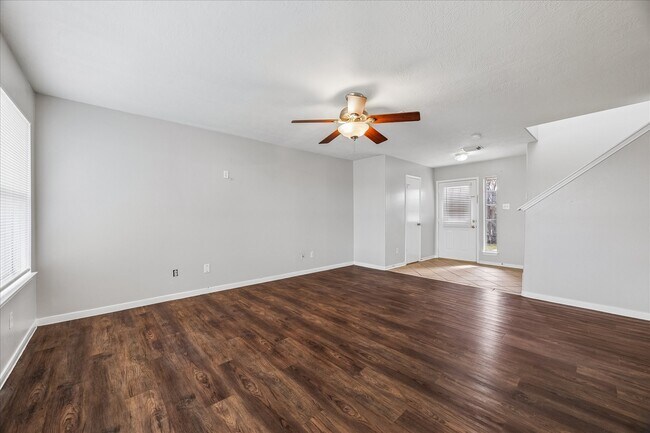 Building Photo - 19811 Shores Edge Dr