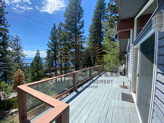 Building Photo - Beautiful Home with Lakeview in a Gated Co...