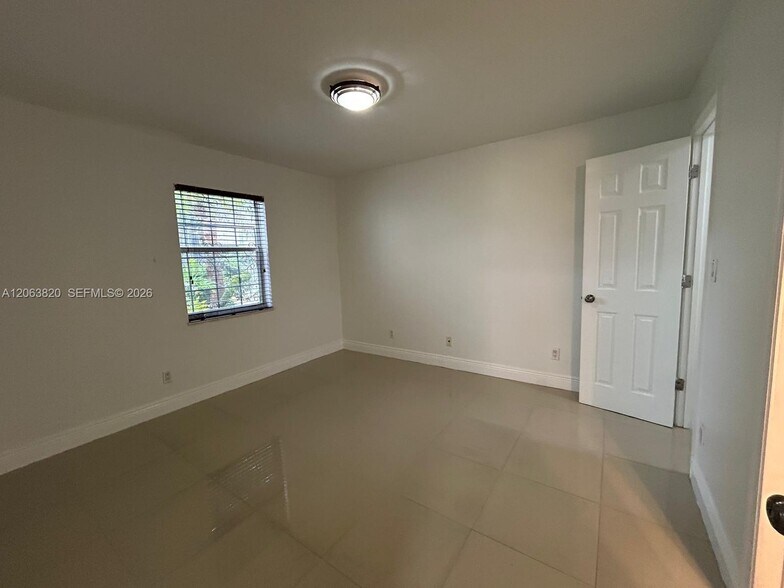 Building Photo - 8701 SW 141st St