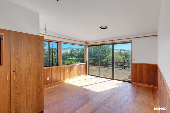 Building Photo - Soulful Mountain Sanctuary in Ashland - Av...