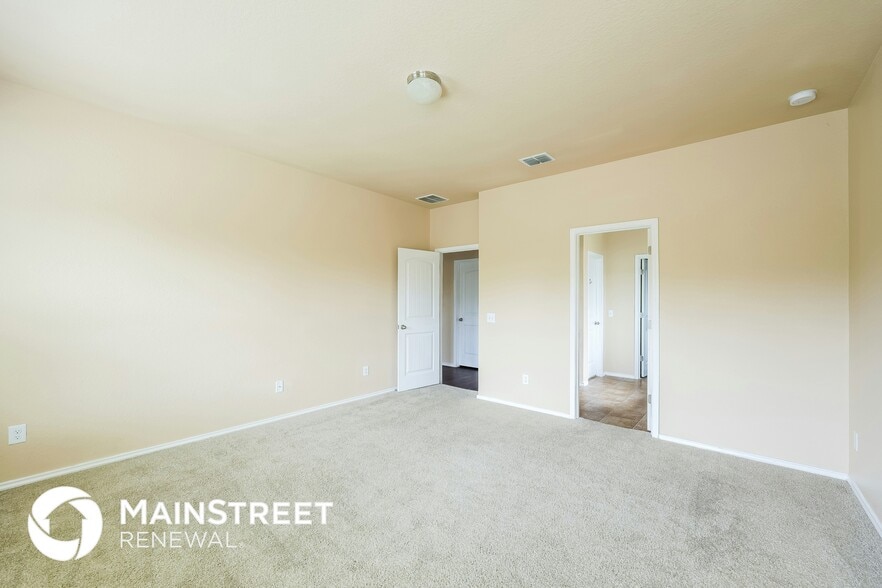 Building Photo - 3607 Azalea Bend