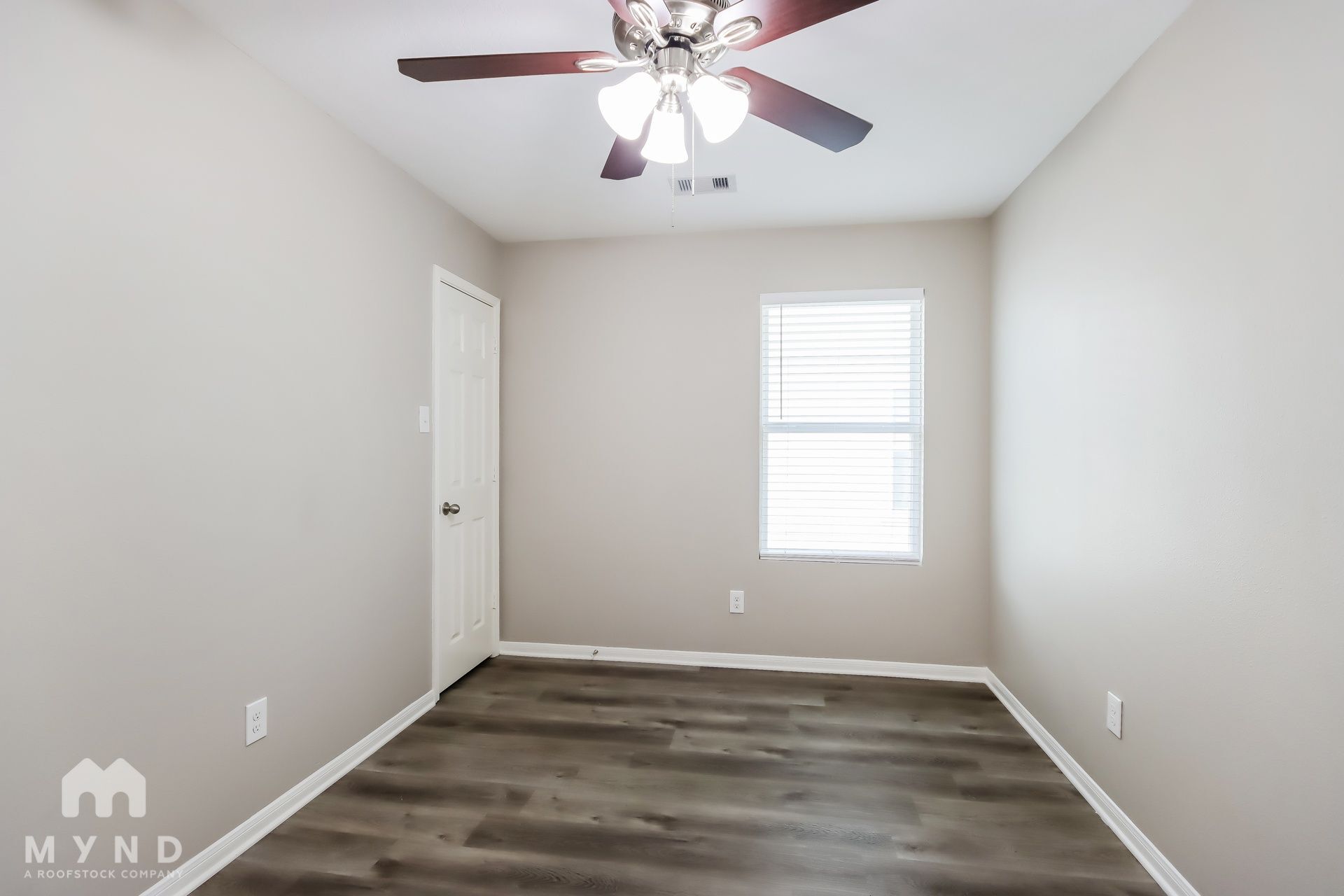 Building Photo - 9876 Lace Flower Way