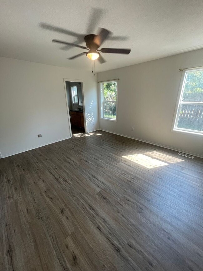 Building Photo - Must See Updated Home!