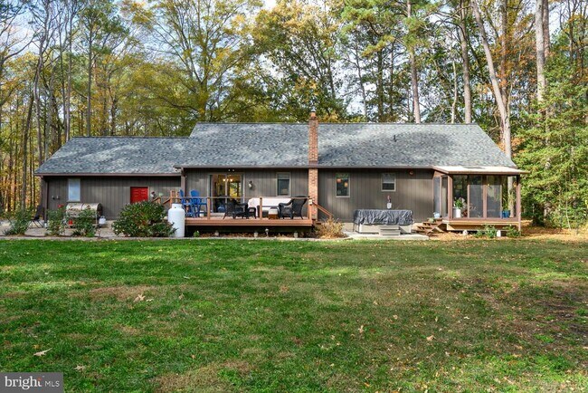 Building Photo - 23869 Mt Misery Rd