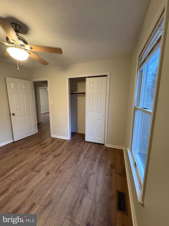 Building Photo - 39564 Potomac Ave