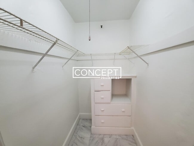 Building Photo - 91 Westland Ave