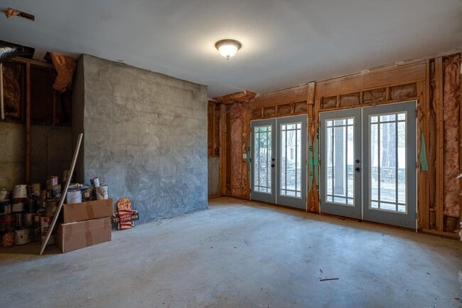 Building Photo - 6213 Arnall Ct