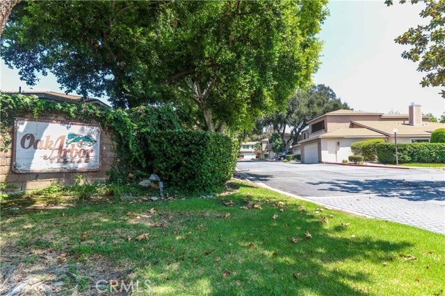 Building Photo - 541 Wayland Ct