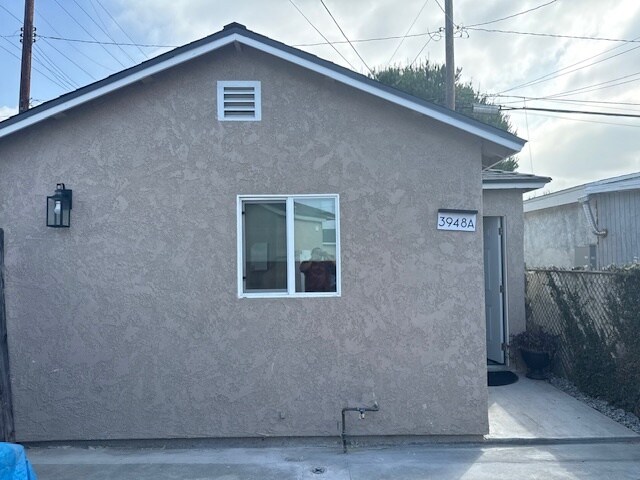Primary Photo - 3948 N Conlon Ave